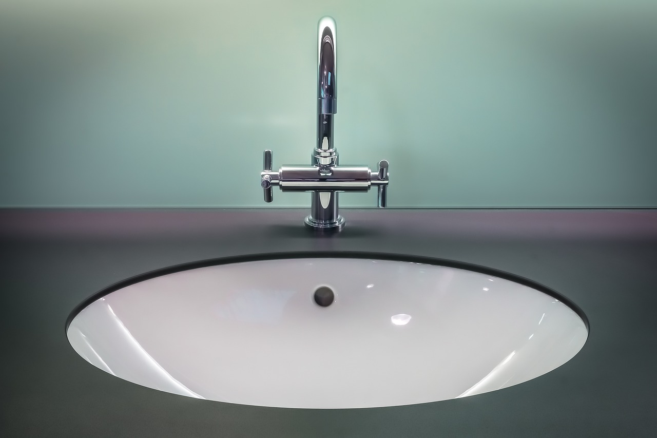 Matte black, brushed nickel or chrome: which survives hard water